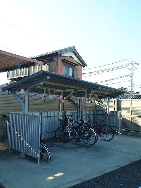 13/24 エントランス