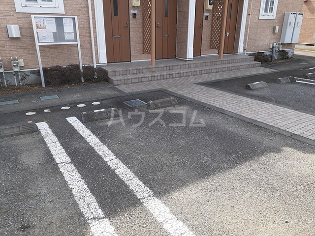 14/19 駐車場