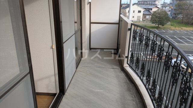 15/22 バルコニー