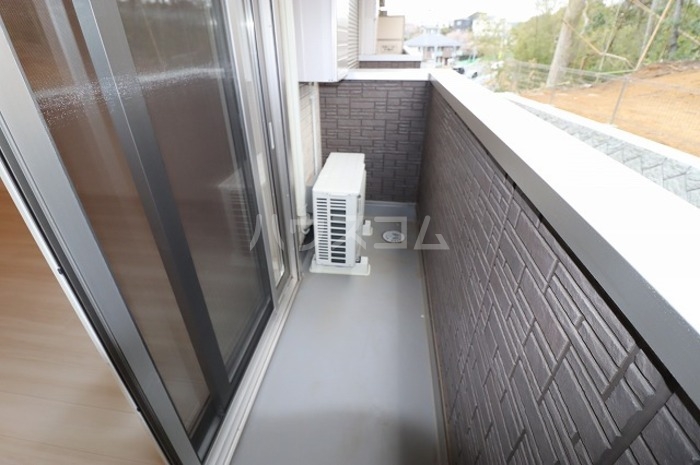 23/30 バルコニー