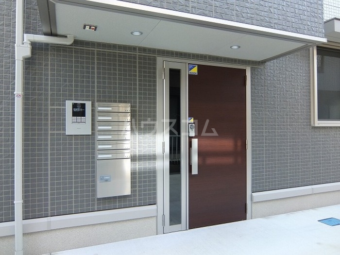 20/24 エントランス