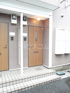 15/23 エントランス