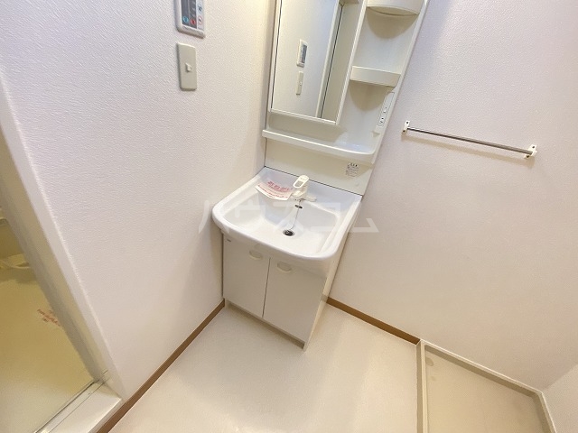 17/30 洗面