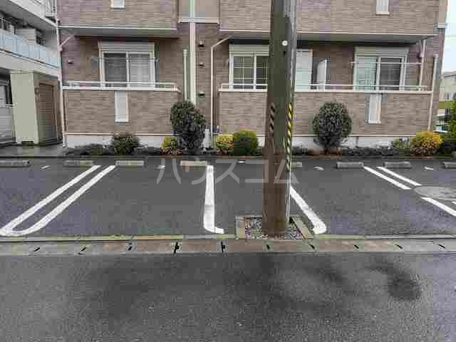 3/4 駐車場