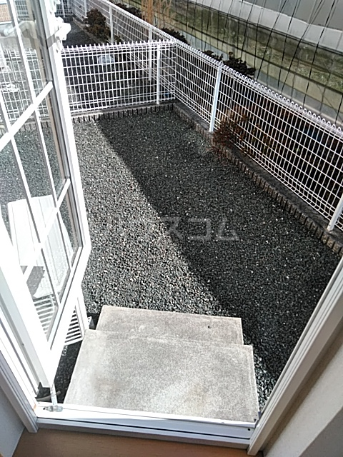 18/30 バルコニー