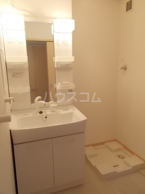 13/28 洗面
