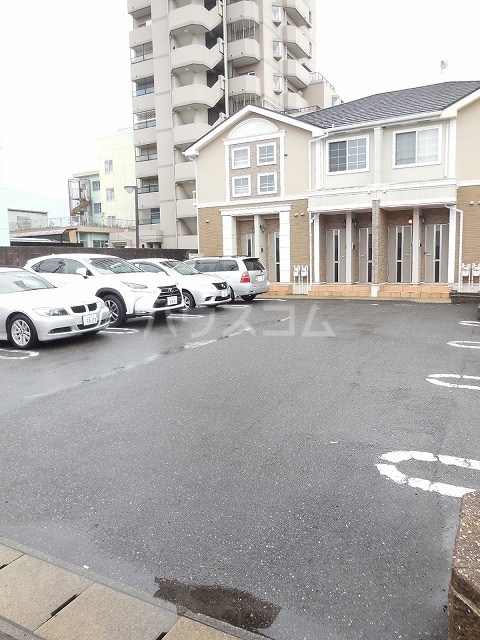 15/20 駐車場