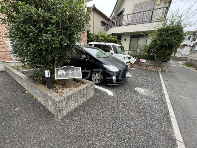 2/3 駐車場