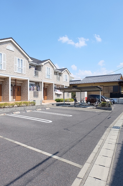 16/24 駐車場