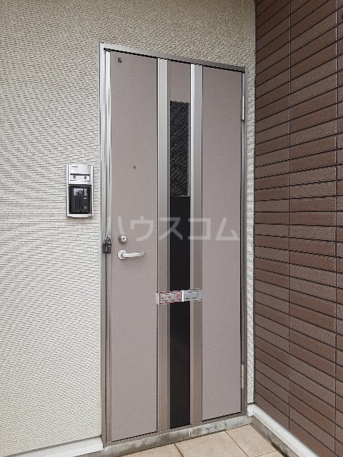14/30 玄関