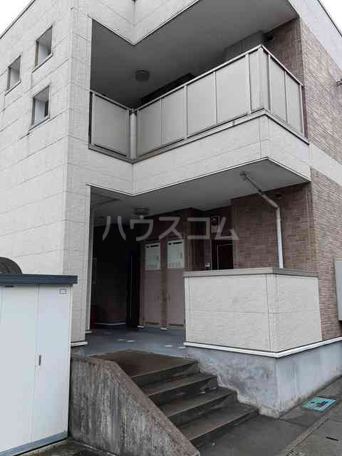 22/29 エントランス