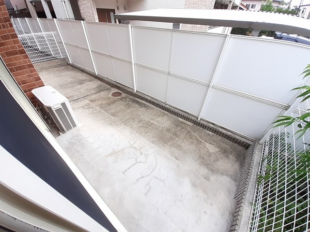 14/26 バルコニー