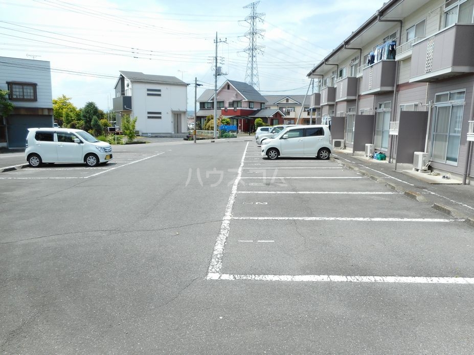 15/27 駐車場