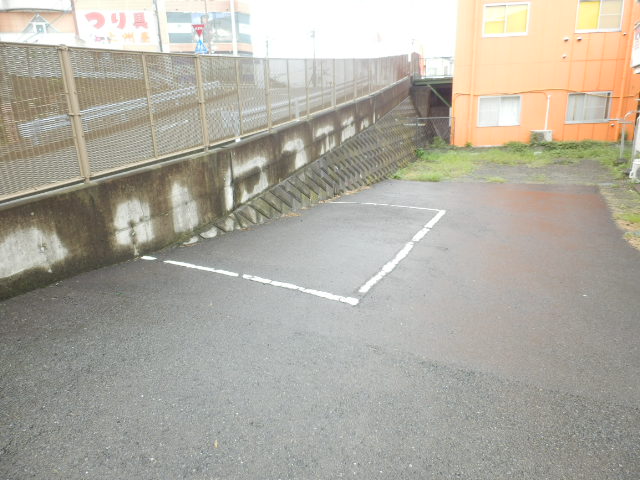3/5 駐車場