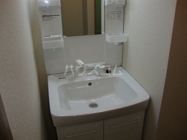 16/25 洗面