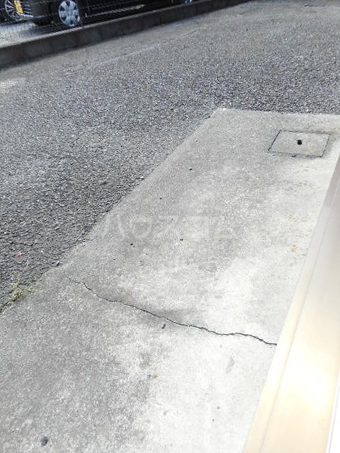 13/20 バルコニー