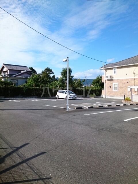 15/25 駐車場