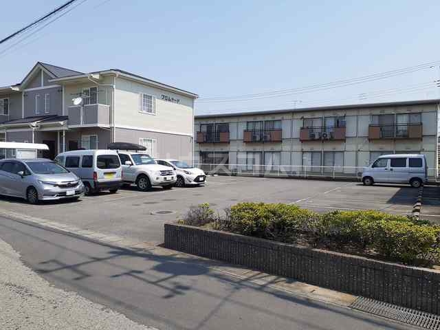 14/20 駐車場