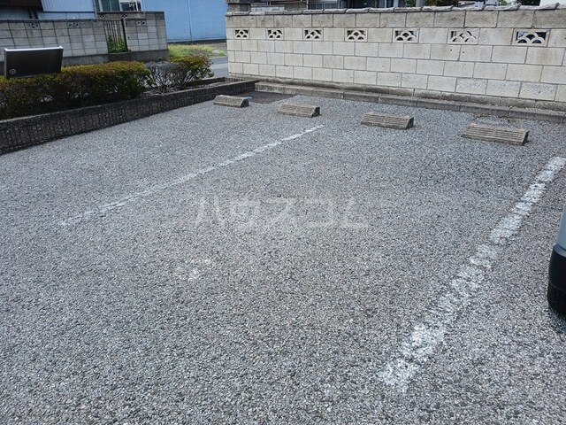 2/8 駐車場