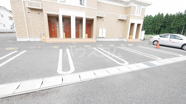 14/20 駐車場