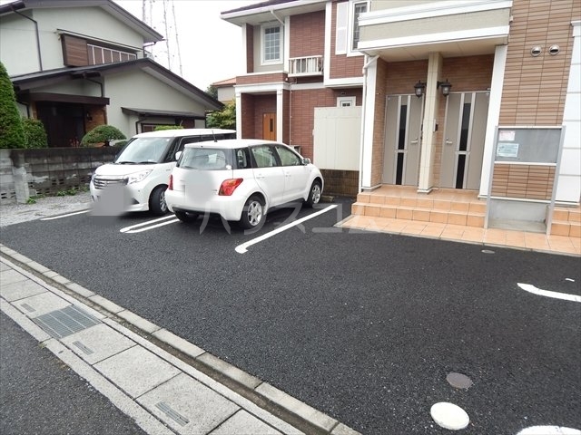 22/30 駐車場