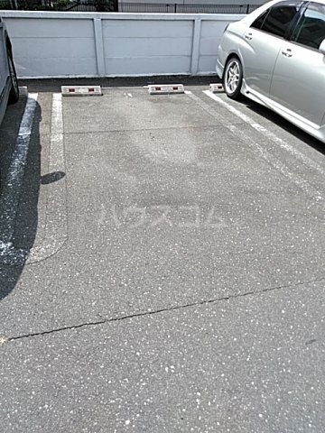 20/30 駐車場
