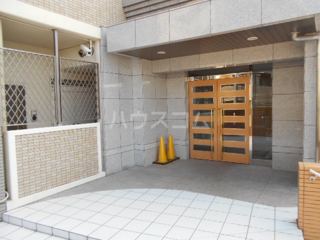 15/26 エントランス