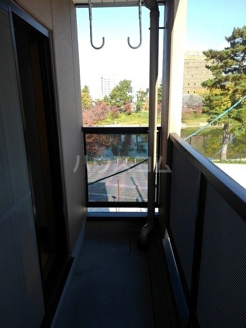 19/30 バルコニー