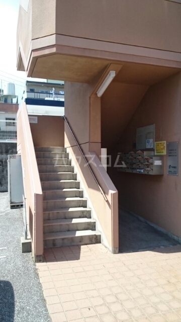 2/8 エントランス