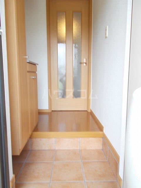 15/21 エントランス