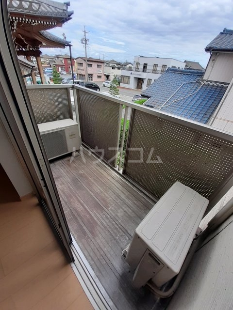 15/27 バルコニー