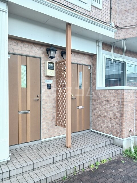 14/21 エントランス