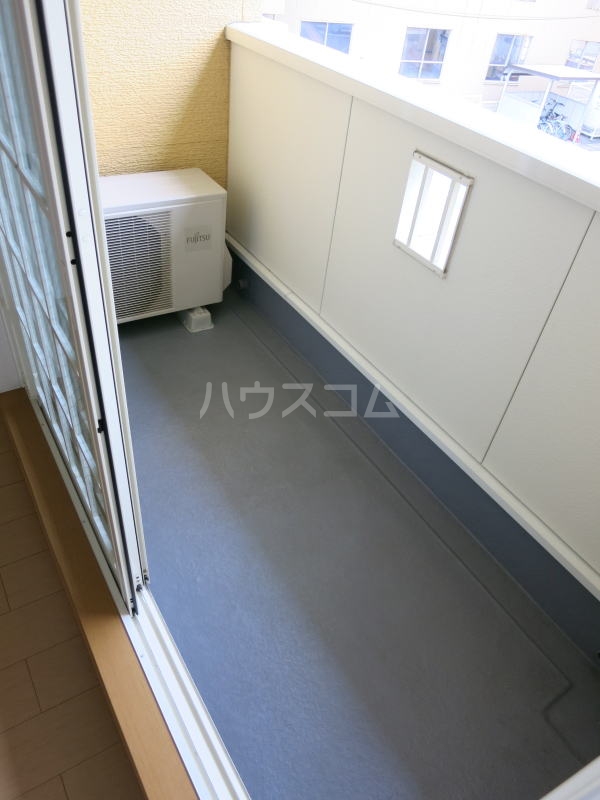 20/30 バルコニー