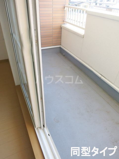 20/30 バルコニー