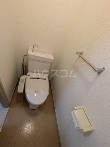 22/30 トイレ