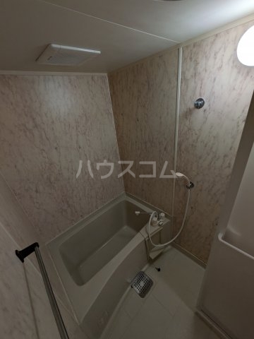 19/30 浴室