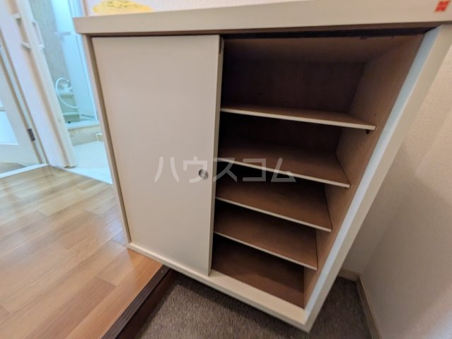 13/30 収納