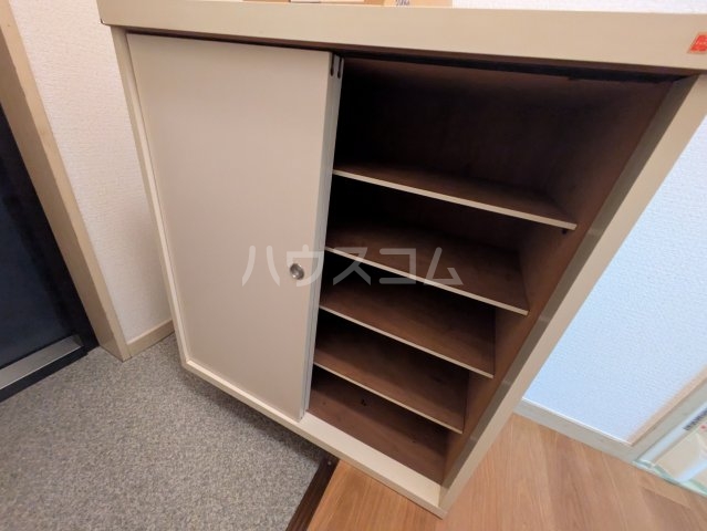 13/30 収納