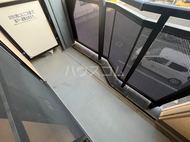 16/22 バルコニー