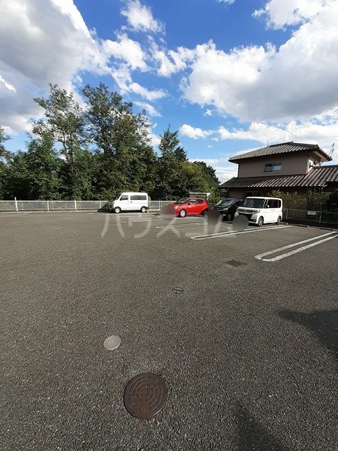 15/26 駐車場