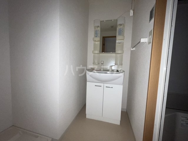 15/30 洗面