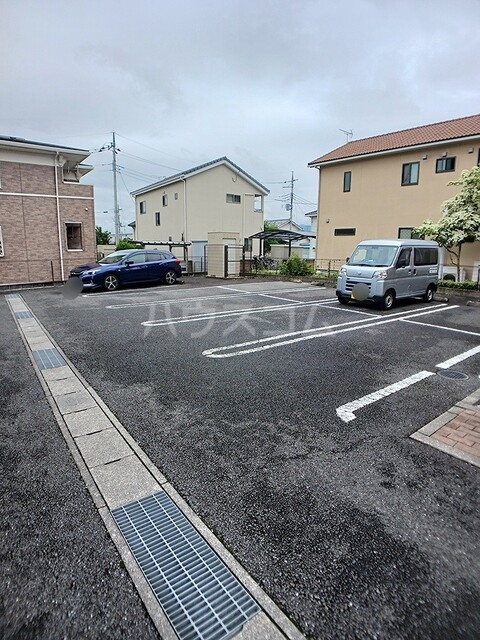 15/27 駐車場