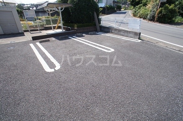 23/29 駐車場