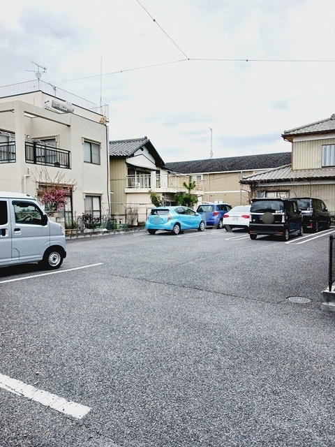 15/28 駐車場
