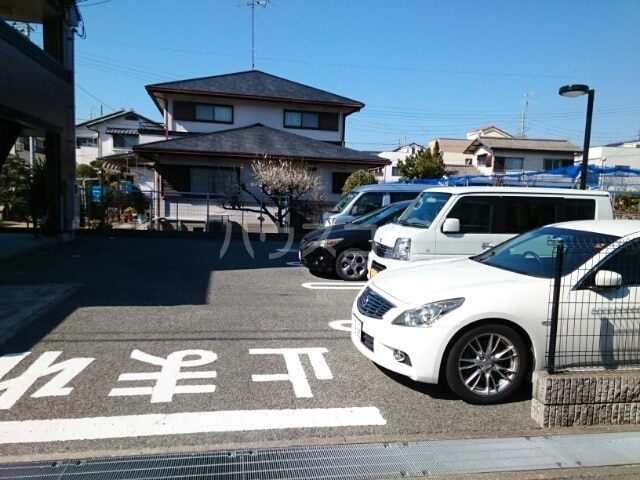 16/26 駐車場