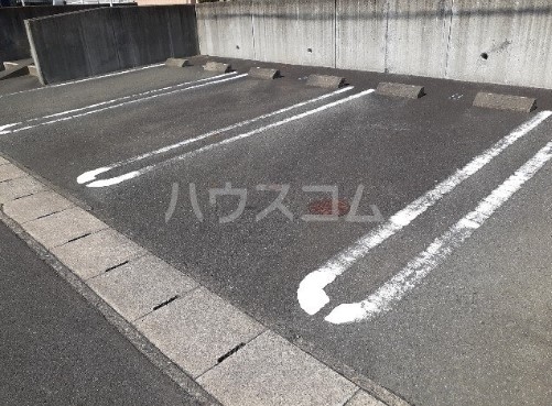 16/22 駐車場