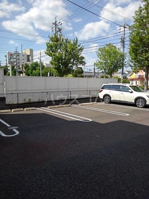 16/22 駐車場