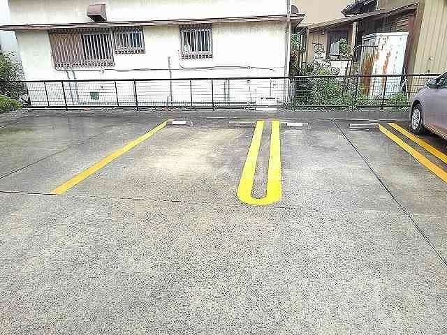 14/20 駐車場