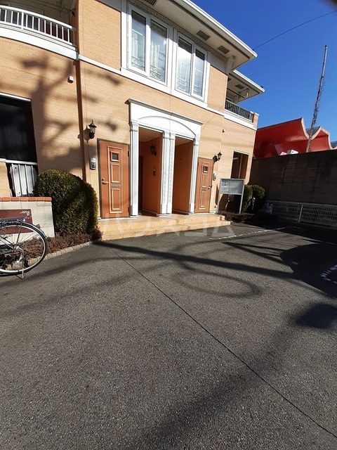 13/20 エントランス