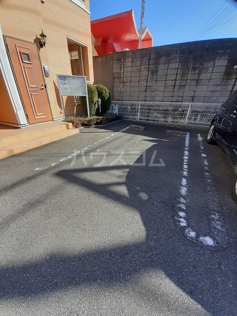 14/20 駐車場